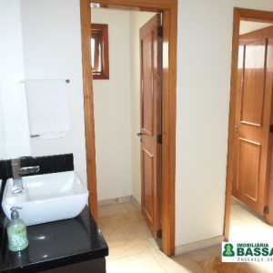 Apartamento com 345m², 4 dormitórios, 2 vagas, no bairro Panazzolo em Caxias do Sul para Comprar