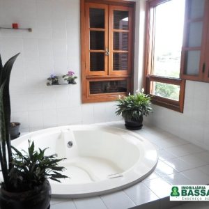 Apartamento com 345m², 4 dormitórios, 2 vagas, no bairro Panazzolo em Caxias do Sul para Comprar