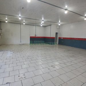 Loja com 95m², no bairro Kayser em Caxias do Sul para Alugar