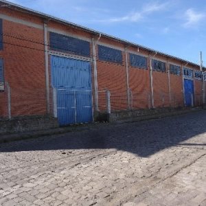Pavilhão com 880m², no bairro Presidente Vargas em Caxias do Sul para Alugar