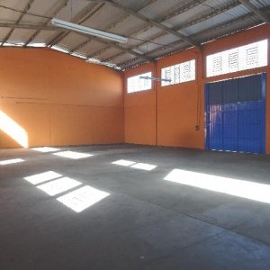 Pavilhão com 880m², no bairro Presidente Vargas em Caxias do Sul para Alugar