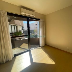 Apartamento com 75m², 2 dormitórios, 1 vaga, no bairro Centro em Caxias do Sul para Comprar