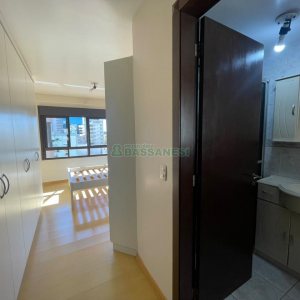 Apartamento com 75m², 2 dormitórios, 1 vaga, no bairro Centro em Caxias do Sul para Comprar