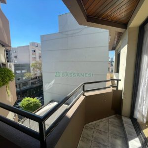 Apartamento com 75m², 2 dormitórios, 1 vaga, no bairro Centro em Caxias do Sul para Comprar