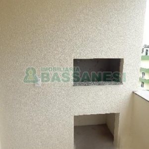 Apartamento com 78m², 2 dormitórios, 2 vagas, no bairro Vinhedos em Caxias do Sul para Alugar