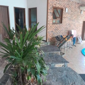 Casa com 400m², 3 dormitórios, 2 vagas, no bairro Santa Catarina em Caxias do Sul para Alugar