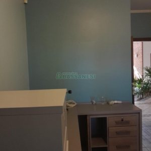 Casa com 400m², 3 dormitórios, 2 vagas, no bairro Santa Catarina em Caxias do Sul para Alugar