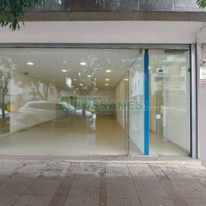 Loja com 400m², no bairro Centro em Caxias do Sul para Alugar