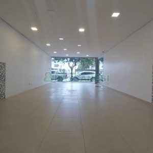 Loja com 400m², no bairro Centro em Caxias do Sul para Alugar