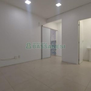 Loja com 400m², no bairro Centro em Caxias do Sul para Alugar