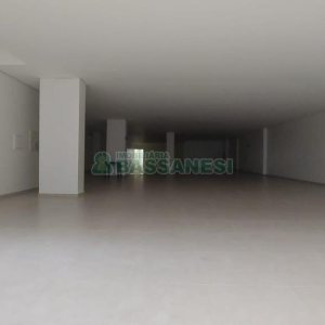 Loja com 400m², no bairro Centro em Caxias do Sul para Alugar