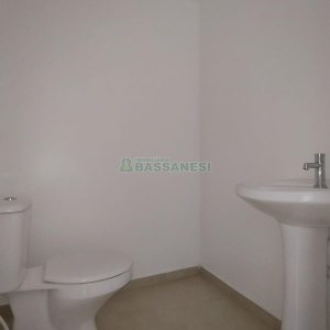 Loja com 400m², no bairro Centro em Caxias do Sul para Alugar