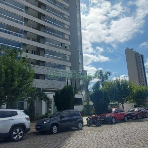 Apartamento com 140m², 3 dormitórios, 2 vagas, no bairro Centro em Caxias do Sul para Alugar ou Comprar