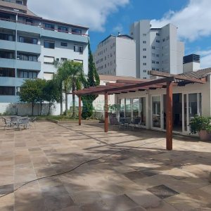 Apartamento com 140m², 3 dormitórios, 2 vagas, no bairro Centro em Caxias do Sul para Alugar ou Comprar