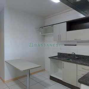 Apto Mobiliado com 140m², 3 dormitórios, 2 vagas, no bairro Centro em Caxias do Sul para Comprar