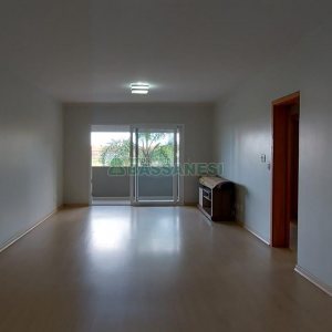 Apto Mobiliado com 140m², 3 dormitórios, 2 vagas, no bairro Centro em Caxias do Sul para Comprar
