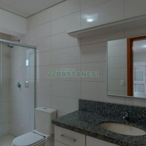 Apto Mobiliado com 140m², 3 dormitórios, 2 vagas, no bairro Centro em Caxias do Sul para Comprar