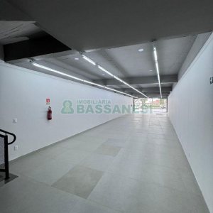 Loja com 545m², no bairro São Pelegrino em Caxias do Sul para Alugar