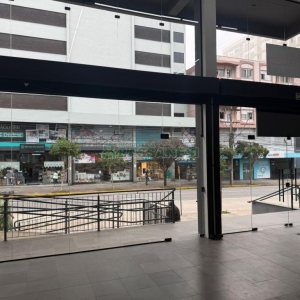 Sala com 600m², no bairro Centro em Caxias do Sul para Alugar