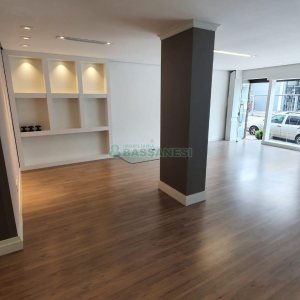 Loja com 70m², no bairro Sagrada Família em Caxias do Sul para Alugar