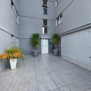 Apartamento com 60m², 2 dormitórios, 1 vaga, no bairro São Luiz em Caxias do Sul para Alugar ou Comprar