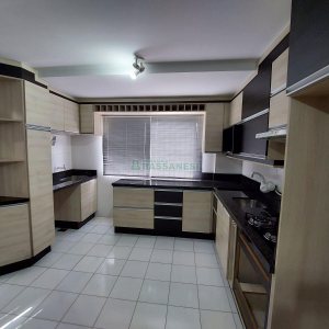 Apartamento com 60m², 2 dormitórios, 1 vaga, no bairro São Luiz em Caxias do Sul para Alugar ou Comprar