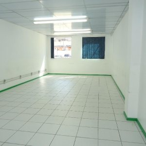 Loja com 5600m², no bairro São Pelegrino em Caxias do Sul para Alugar