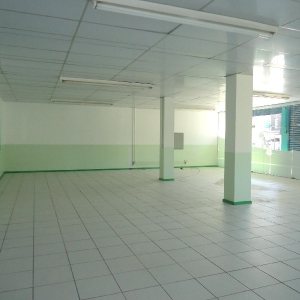 Loja com 5600m², no bairro São Pelegrino em Caxias do Sul para Alugar