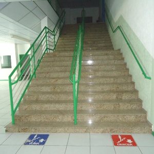 Loja com 5600m², no bairro São Pelegrino em Caxias do Sul para Alugar