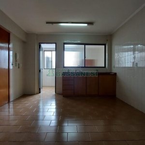 Apartamento com 170m², 3 dormitórios, 1 vaga, no bairro Lourdes em Caxias do Sul para Alugar