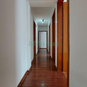 Apartamento com 170m², 3 dormitórios, 1 vaga, no bairro Lourdes em Caxias do Sul para Alugar