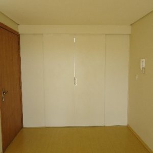 Apartamento com 90m², 3 dormitórios, 1 vaga, no bairro Floresta em Caxias do Sul para Alugar