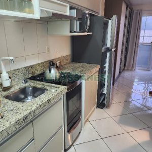 Kitinete Mobiliado com 25m², 1 dormitório, 1 vaga, no bairro Petrópolis em Caxias do Sul para Alugar