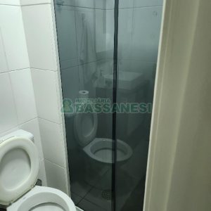 Kitinete Mobiliado com 25m², 1 dormitório, 1 vaga, no bairro Petrópolis em Caxias do Sul para Alugar