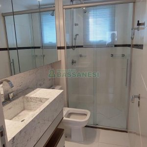 Apartamento com 62m², 2 dormitórios, no bairro Universitário em Caxias do Sul para Alugar