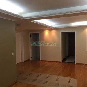 Apartamento com 116m², 3 dormitórios, 2 vagas, no bairro Centro em Caxias do Sul para Comprar