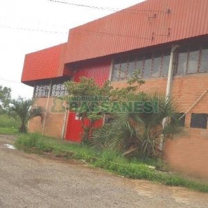 Pavilhão com 248m², no bairro Interlagos em Caxias do Sul para Alugar