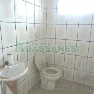 Pavilhão com 248m², no bairro Interlagos em Caxias do Sul para Alugar