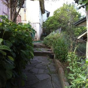 Casa com 80m², 3 dormitórios, 1 vaga, no bairro Rio Branco em Caxias do Sul para Comprar