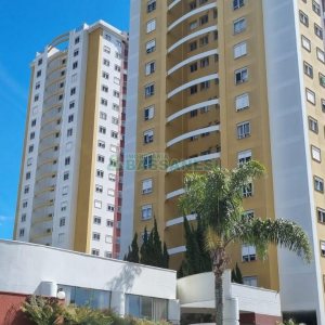 Apto Mobiliado com 94m², 3 dormitórios, 2 vagas, no bairro Rio Branco em Caxias do Sul para Comprar