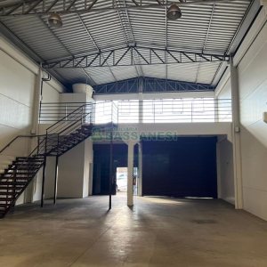 Pavilhão com 250m², no bairro Santa Catarina em Caxias do Sul para Alugar