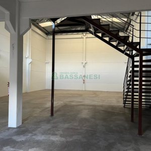 Pavilhão com 250m², no bairro Santa Catarina em Caxias do Sul para Alugar