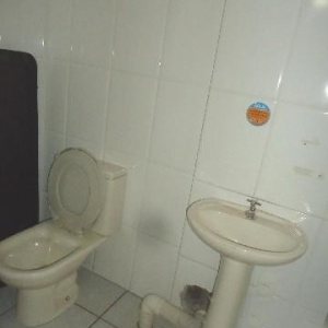 Loja com 234m², 3 vagas, no bairro Madureira em Caxias do Sul para Alugar