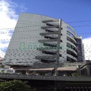 Sala com 44m², no bairro Centro em Caxias do Sul para Alugar