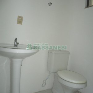 Sala com 44m², no bairro Centro em Caxias do Sul para Alugar