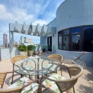 Apartamento com 221m², 3 dormitórios, 2 vagas, no bairro Centro em Caxias do Sul para Alugar ou Comprar