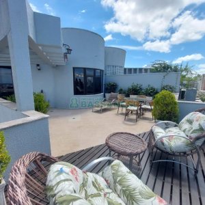 Apartamento com 221m², 3 dormitórios, 2 vagas, no bairro Centro em Caxias do Sul para Alugar ou Comprar