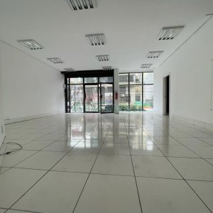 Loja com 124m², no bairro Centro em Caxias do Sul para Alugar