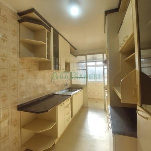 Apto Mobiliado com 75m², 2 dormitórios, 1 vaga, no bairro Pio X em Caxias do Sul para Alugar