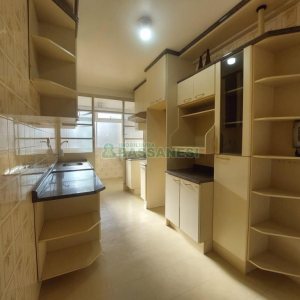 Apto Mobiliado com 75m², 2 dormitórios, 1 vaga, no bairro Pio X em Caxias do Sul para Alugar